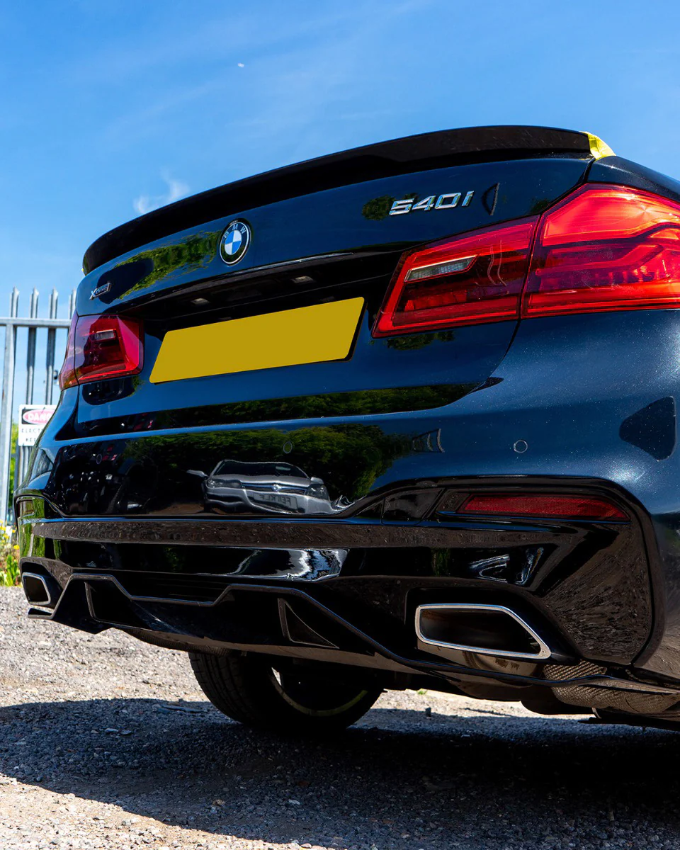 BMW 5 SERIES G30 GLOSS BLACK SPOILER - MP STYLE - BLAK BY CT CARBON - Image 4