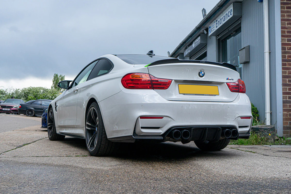 BMW M3/M4 (F80 F82 F83) CARBON FIBRE DIFFUSER - V-STYLE - Image 8
