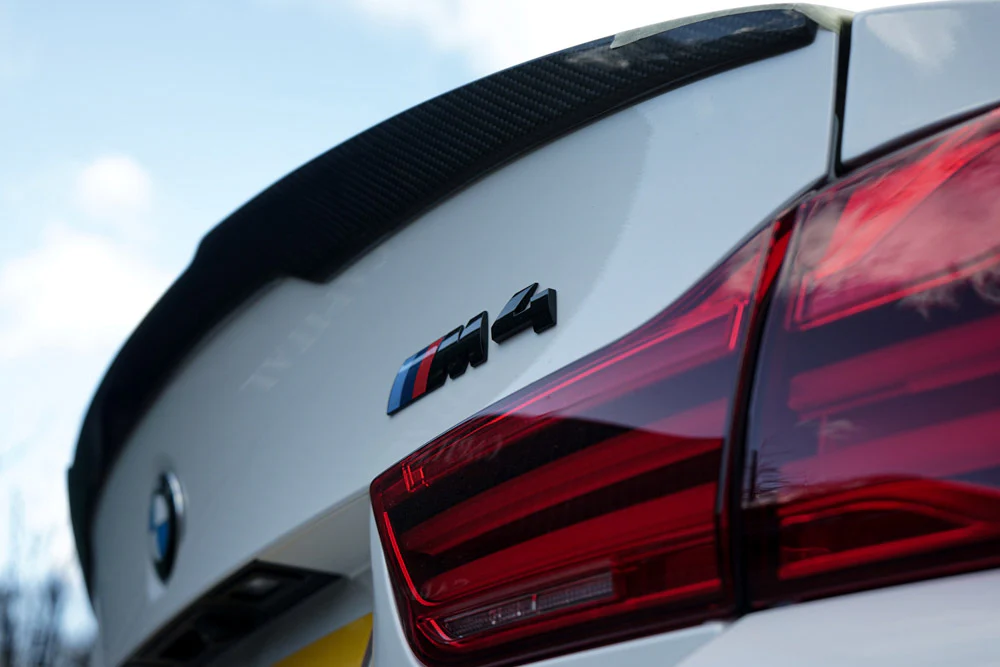 BMW M4 F82 CARBON FIBRE SPOILER - V STYLE - Image 6