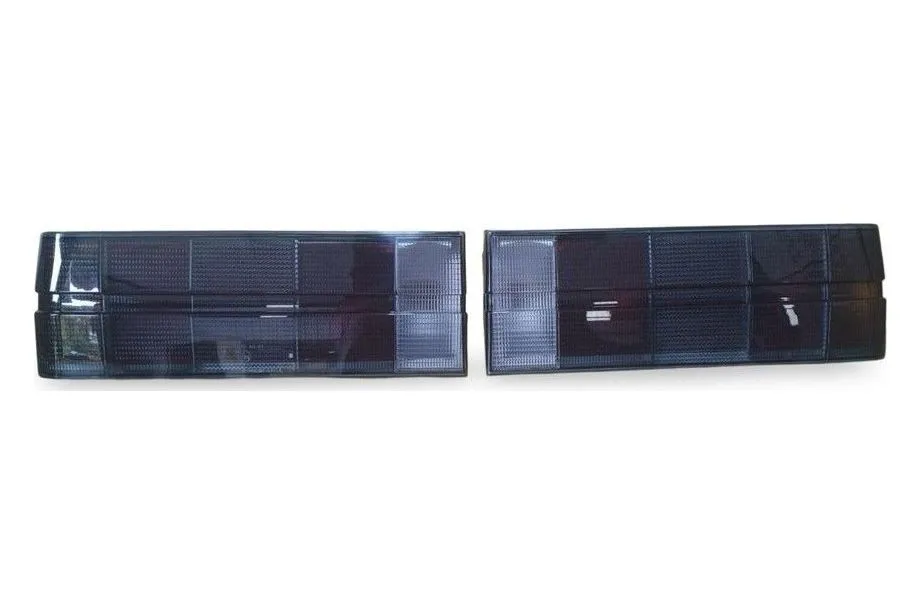 E30 Fully Smoked Rear Lights for Prefacelift Models - Image 2