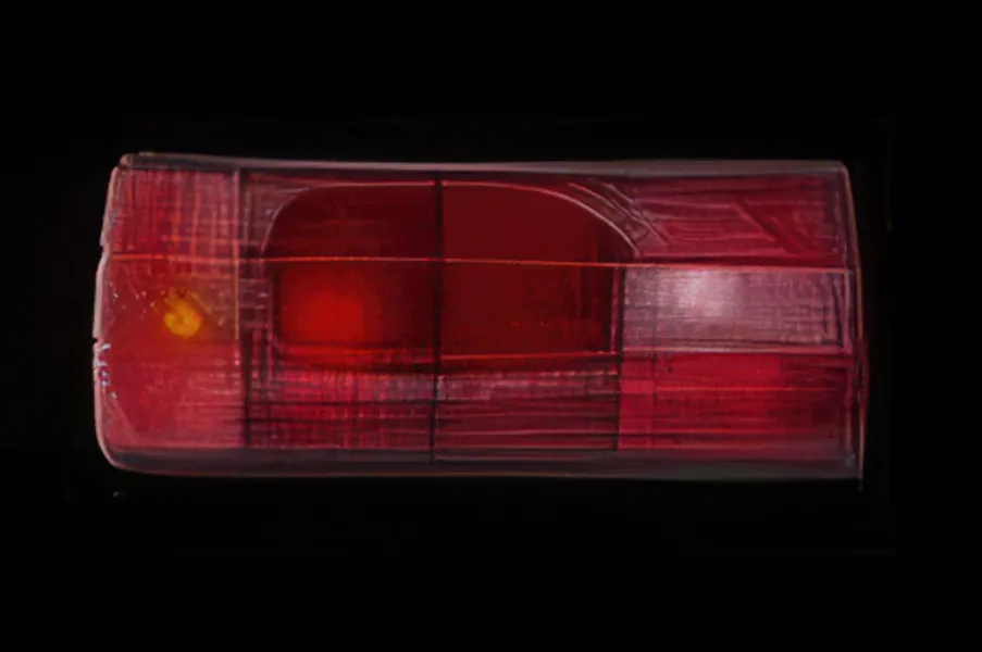 E30 Red Rose Rear Lights for Facelift Models - Image 2