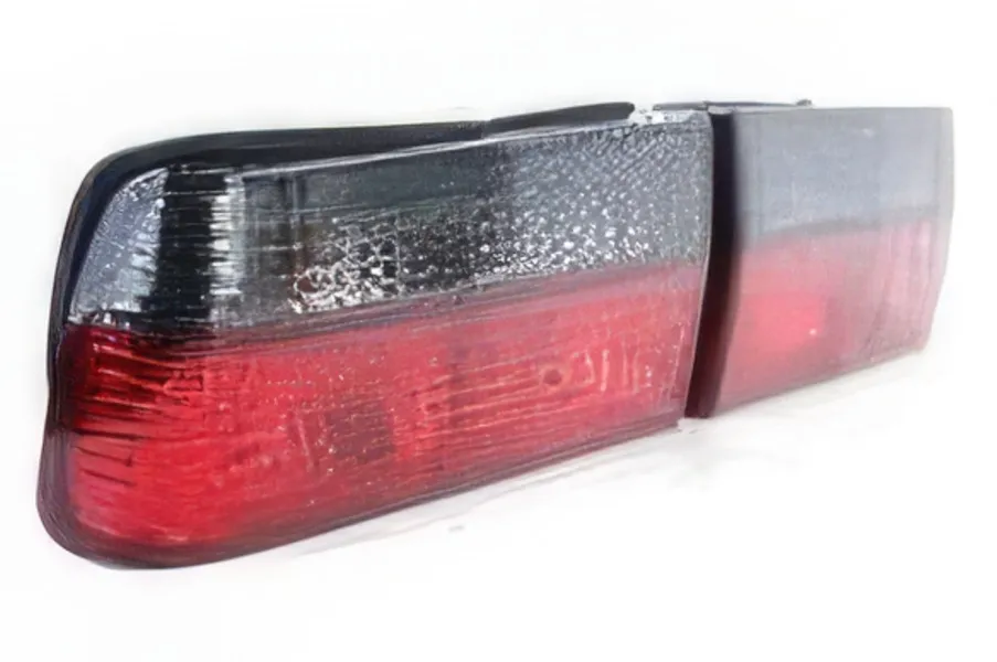 E30 Red & Smoked Rear Lights for Pre Facelift Models - Image 2