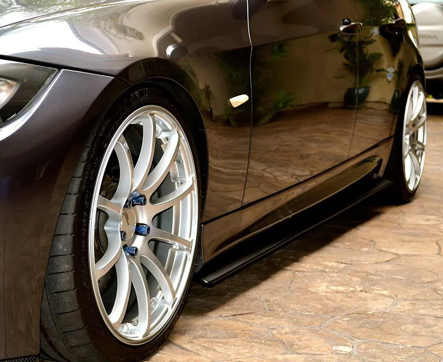 E90 E91 carbon side skirt splitter extensions. - Image 2