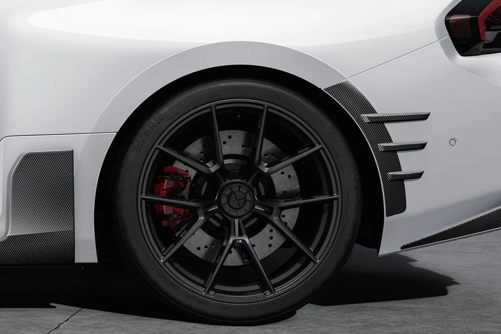 Genuine BMW G87 M2 M Performance Carbon Fibre Rear Wing Fender - Image 2