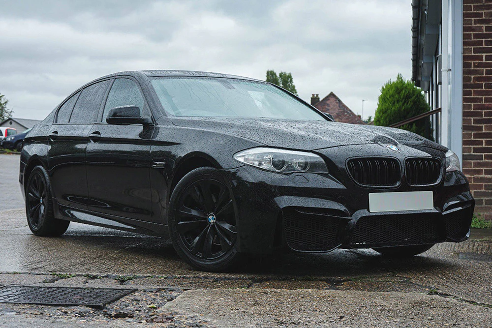 MStyle M4 Look Front Bumper for F10 F11 BMW 5 Series - Image 3